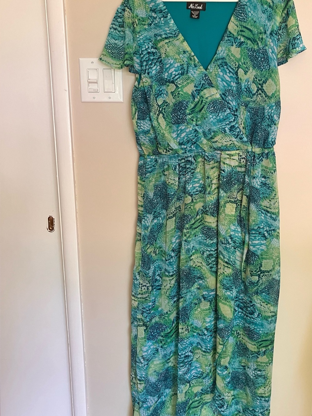 Nu Look Blue-Green  V-Neck Maxi Dress asymmetrical flowy wedding guest feminine